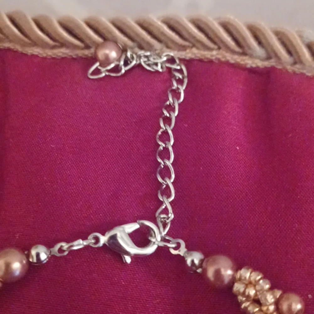 Necklace & Earring set - Picture 4 of 5